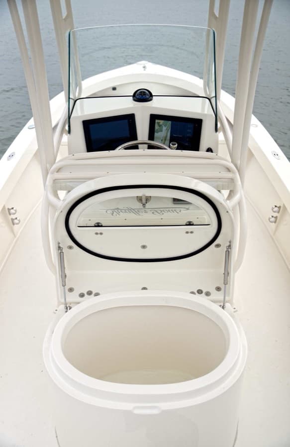 Baitwell detail