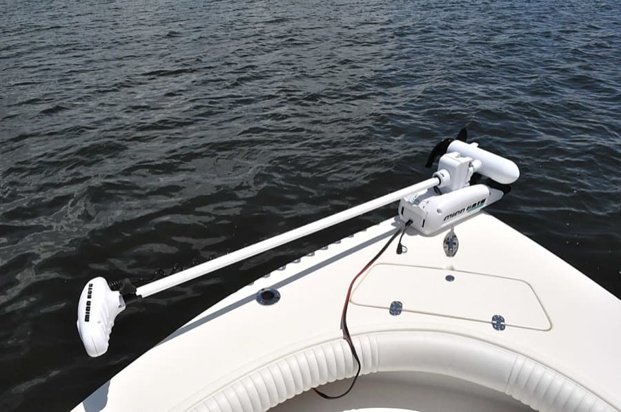 Bow-mounted trolling motor